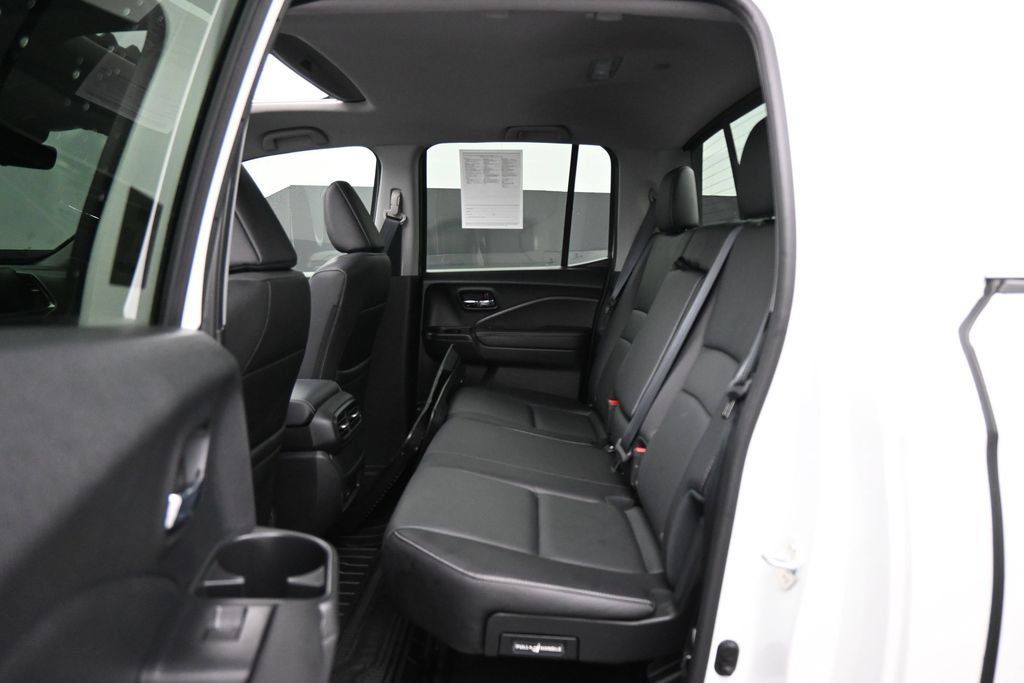 Used 2025 Honda Ridgeline RTL image 17