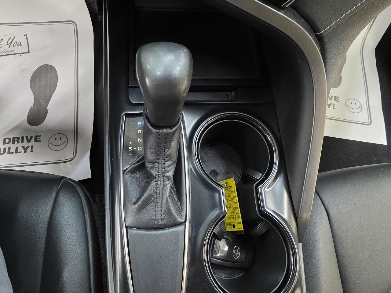 Used 2019 Toyota Camry SE w/ Convenience Package FWD image 33