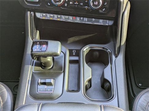 Used 2024 GMC Sierra 1500 AT4 w/ AT4 Premium Package image 21