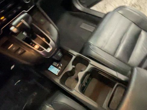 Used 2019 Honda CR-V EX-L image 37