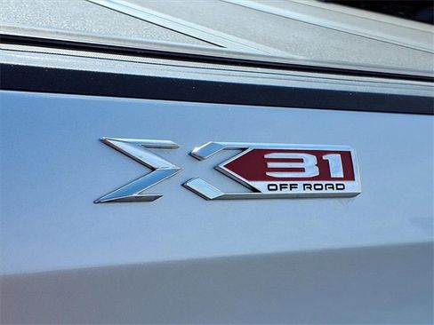 Used 2019 GMC Sierra 1500 SLT w/ SLT Premium Plus Package image 34