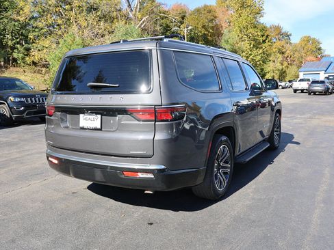 Used 2022 Jeep Wagoneer Series III w/ Convenience Group I image 7