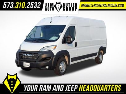 New 2025 RAM ProMaster 2500 w/ Convenience Group