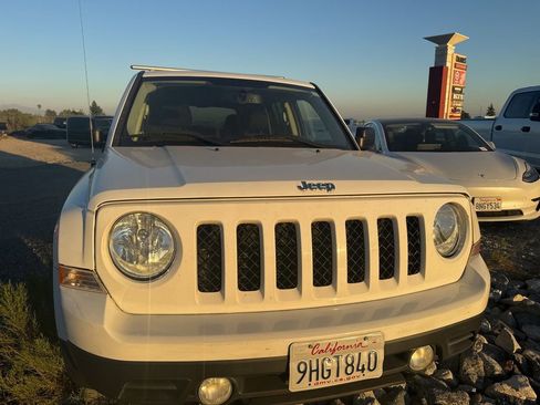Used 2015 Jeep Patriot Sport w/ Power Value Group image 2