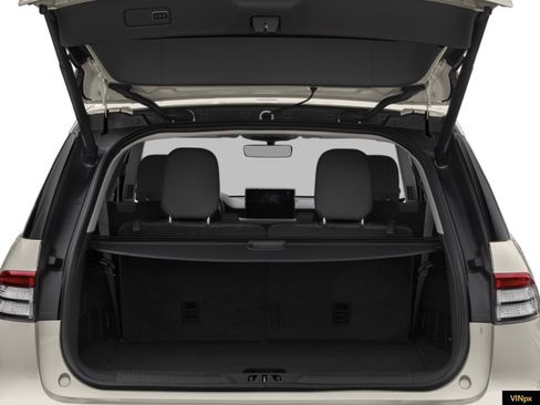 Used 2021 Lincoln Aviator Reserve w/ Equipment Group 208A image 9