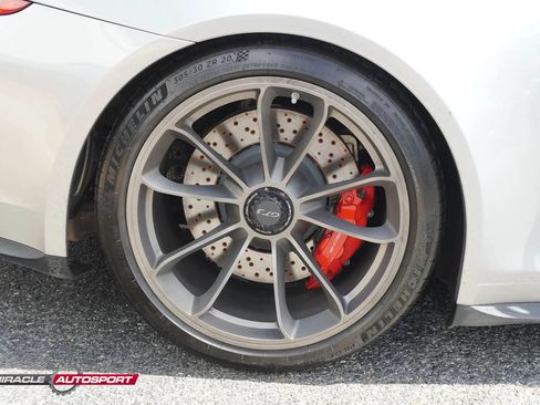 Used 2015 Porsche 911 GT3 RWD image 11