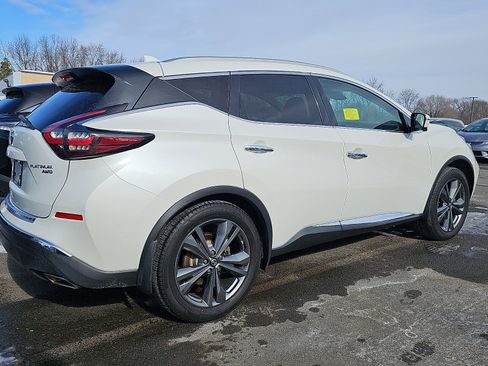 Used 2019 Nissan Murano Platinum w/ Cargo Package image 3
