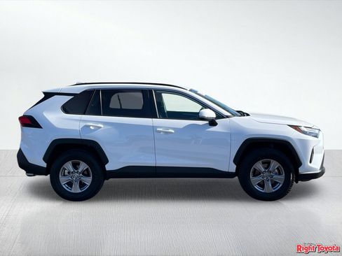 Certified 2025 Toyota RAV4 XLE AWD/4WD image 8
