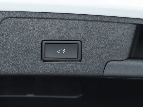 New 2026 Volkswagen Atlas Cross Sport SEL Premium R-Line image 29