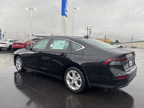 New 2026 Honda Accord LX image 5