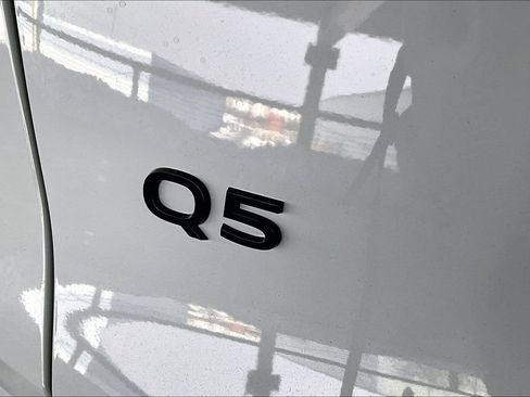New 2025 Audi Q5 Premium Plus AWD/4WD image 9