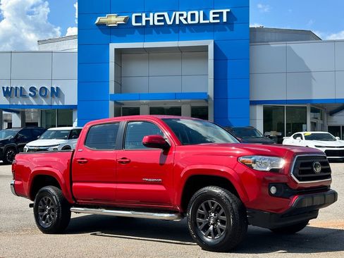 Used 2022 Toyota Tacoma SR5 RWD image 1