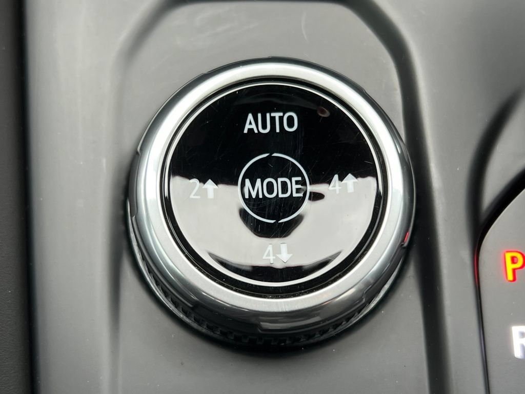 Used 2023 GMC Canyon AT4 AWD/4WD image 34