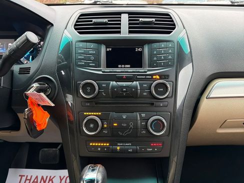 Used 2016 Ford Explorer FWD image 42