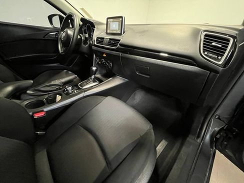 Used 2015 MAZDA MAZDA3 i Sport FWD image 10
