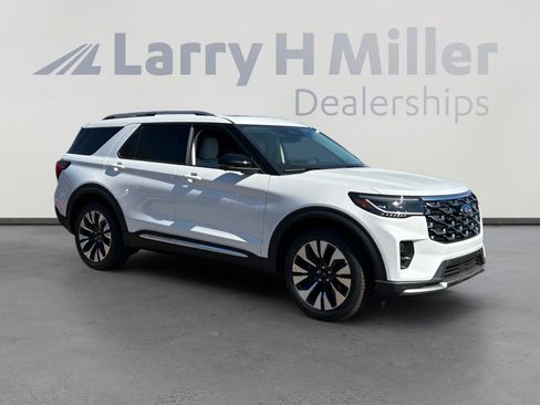 New 2026 Ford Explorer Platinum w/ LUX Leather Package AWD/4WD image 7