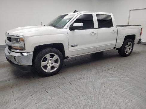 Used 2018 Chevrolet Silverado 1500 LT w/ Texas Edition RWD image 2