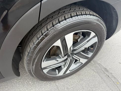 Used 2023 Kia Sorento SX Prestige image 10