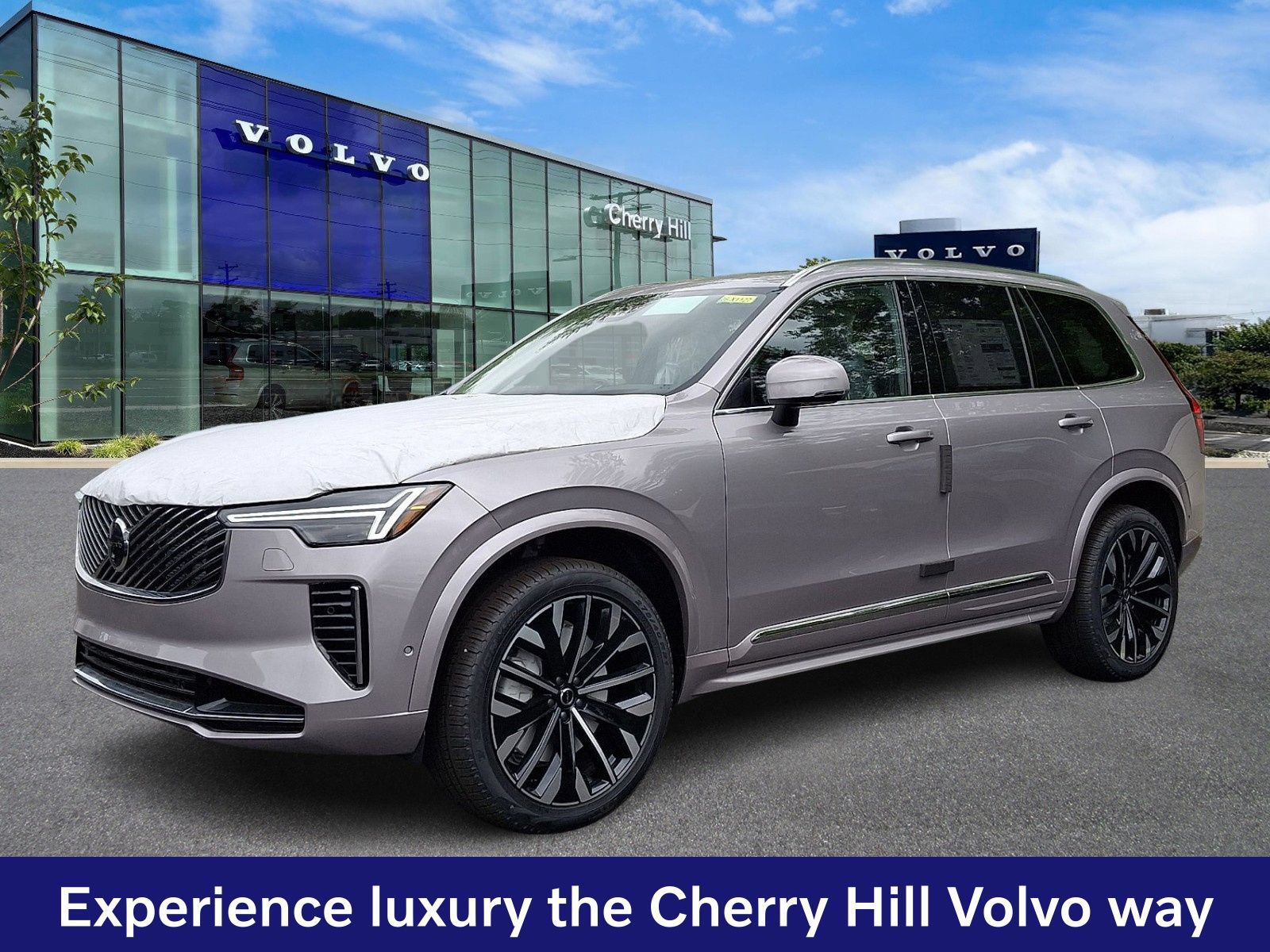 New 2026 Volvo XC90 B5 Ultra AWD/4WD image 2