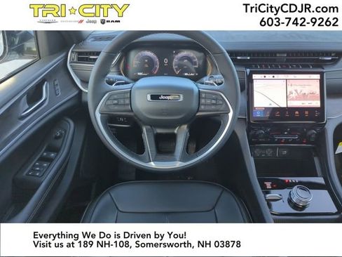 New 2025 Jeep Grand Cherokee Limited image 13