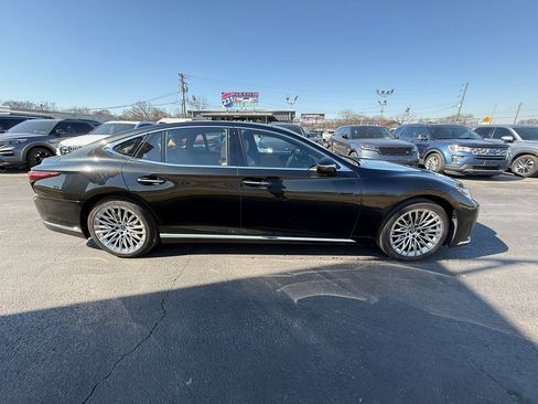 Used 2025 Lexus LS 500 image 2