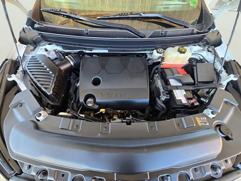 Used 2019 Buick Enclave Avenir w/ Avenir Technology Package AWD/4WD image 28