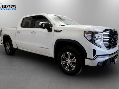 Used 2026 GMC Sierra 1500 SLT AWD/4WD image 4