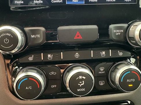 Used 2022 RAM 2500 Laramie AWD/4WD image 15