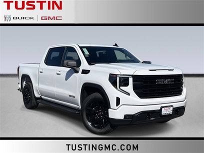 New 2026 GMC Sierra 1500 Elevation w/ LPO, Elevation Black Package