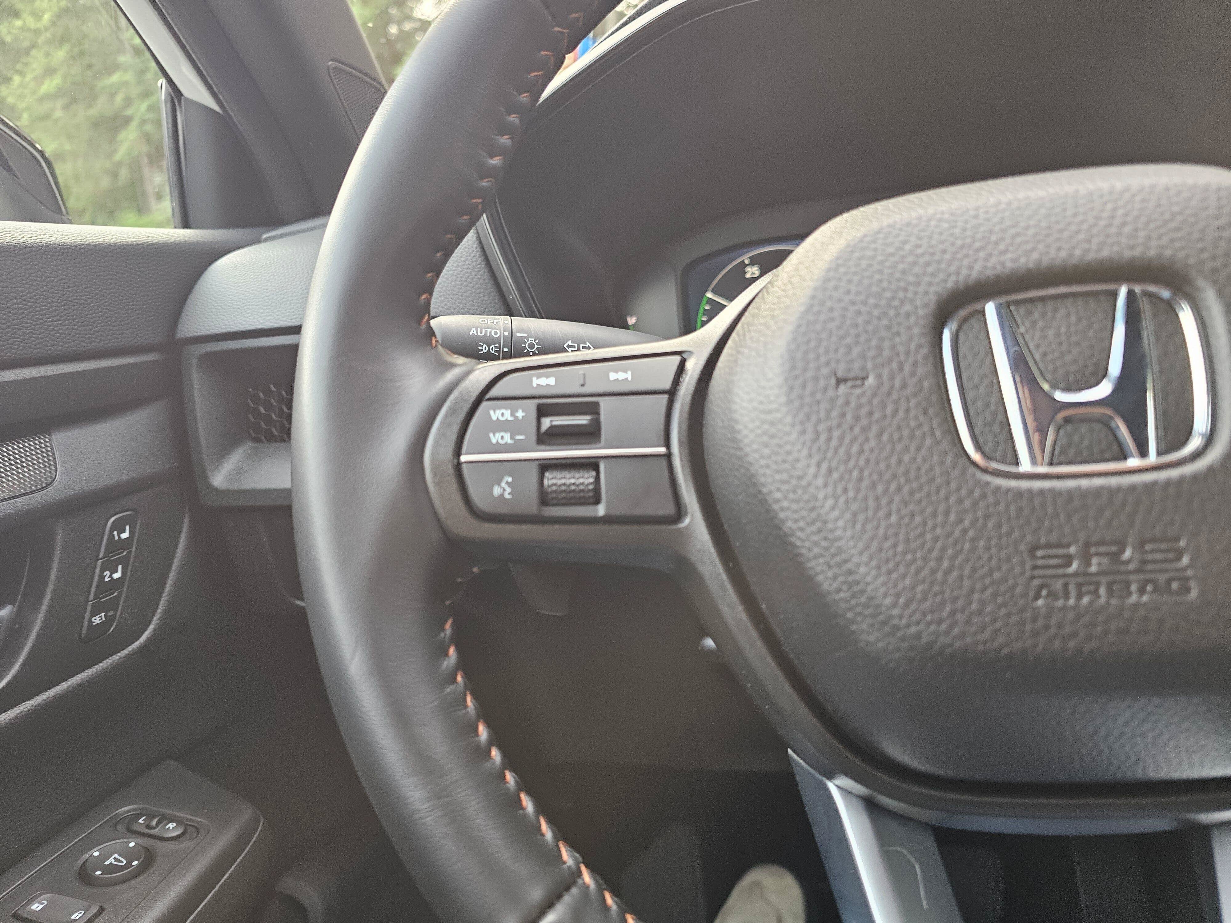 Used 2026 Honda CR-V Sport-L image 32