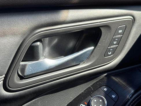 Used 2022 Nissan Rogue SL w/ SL Premium Package image 26