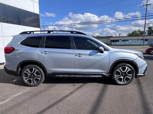 Used 2023 Subaru Ascent Limited AWD/4WD image 8