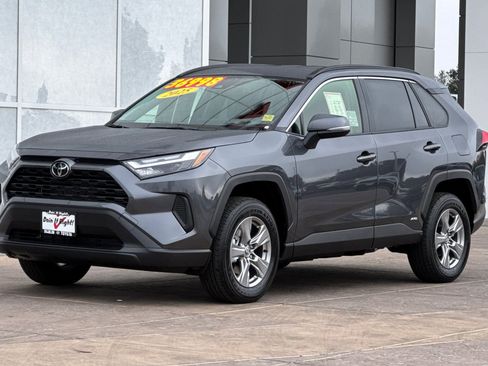 Certified 2025 Toyota RAV4 LE image 10