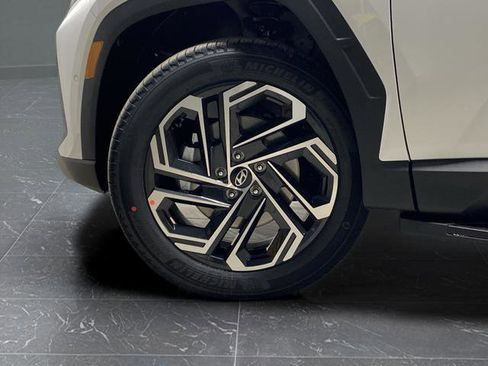 New 2026 Hyundai Tucson Limited image 36