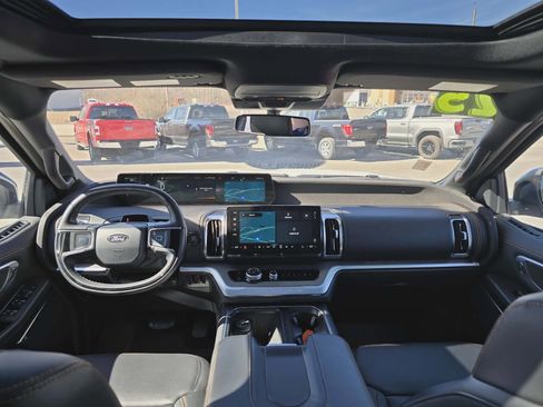 Certified 2025 Ford Expedition Tremor image 16