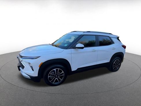 Used 2025 Chevrolet TrailBlazer LT image 8