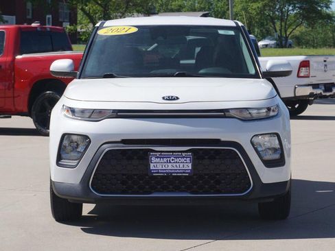 Used 2021 Kia Soul S FWD image 8