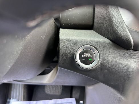 Used 2024 GMC Terrain SLT AWD/4WD image 21