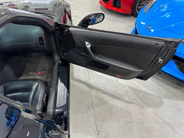 Used 2007 Chevrolet Corvette Z06 w/ Preferred Equipment Group RWD image 29