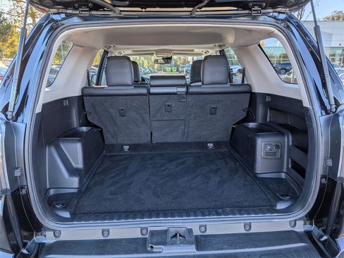 Used 2023 Toyota 4Runner SR5 Premium image 33