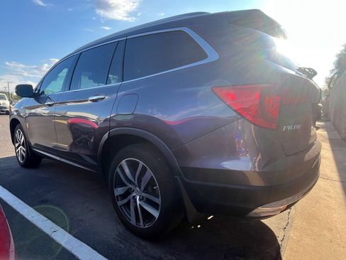 Certified 2017 Honda Pilot Touring image 3