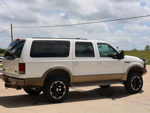 Used 2004 Ford Excursion Eddie Bauer AWD/4WD image 3