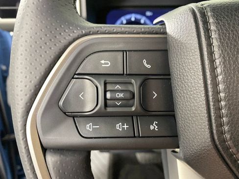 New 2025 Toyota 4Runner Limited image 15