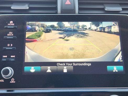 Used 2022 Honda Insight Touring image 17