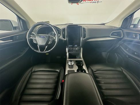 Used 2024 Ford Edge SEL image 10