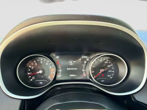 Used 2017 Jeep Compass Latitude w/ Popular Equipment Group FWD image 30