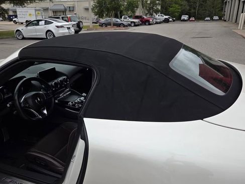 Used 2019 Mercedes-Benz AMG GT Roadster image 22