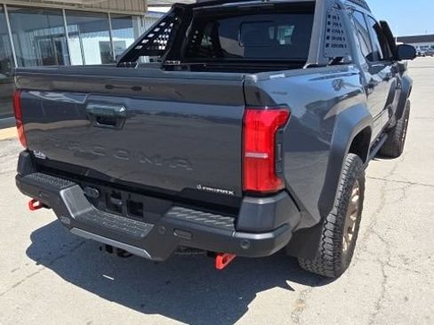 Used 2024 Toyota Tacoma 4x4 Double Cab Hybrid image 2