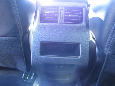 Used 2023 Mitsubishi Outlander SE image 30