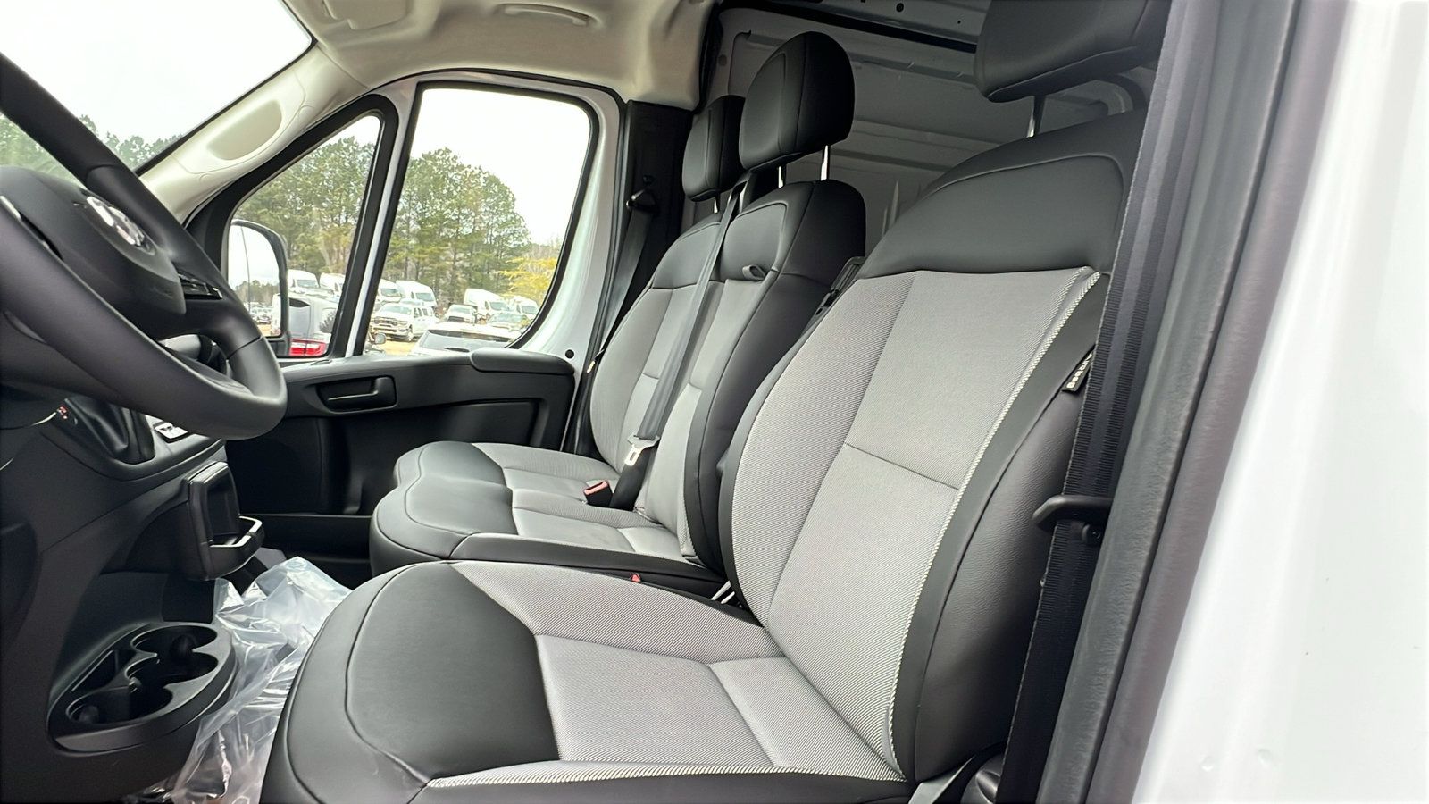 New 2025 RAM ProMaster 2500 w/ Safety Group FWD image 18